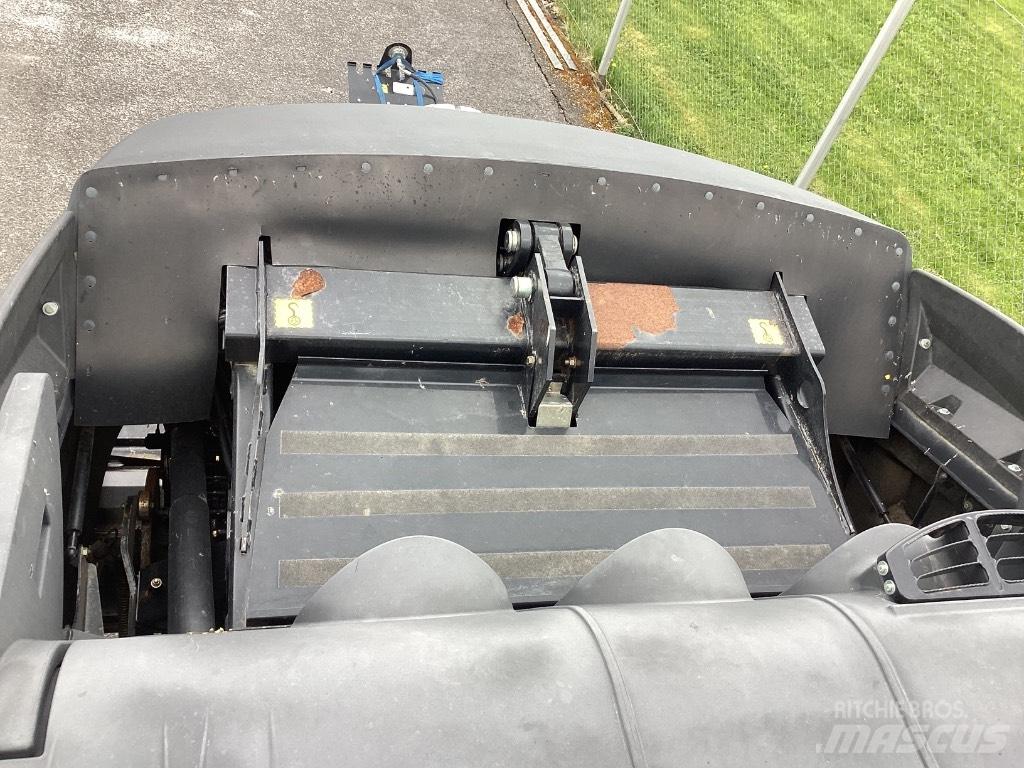 New Holland 1290 Stačiakampių ryšulių presai