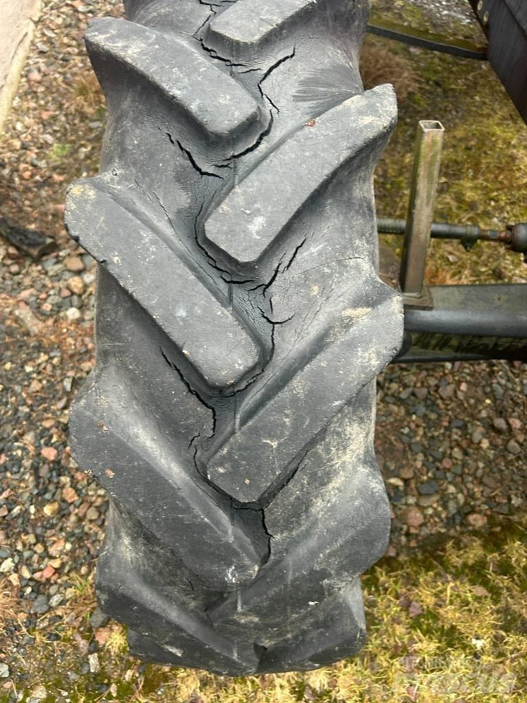 Valmet 405-4 Traktoriai