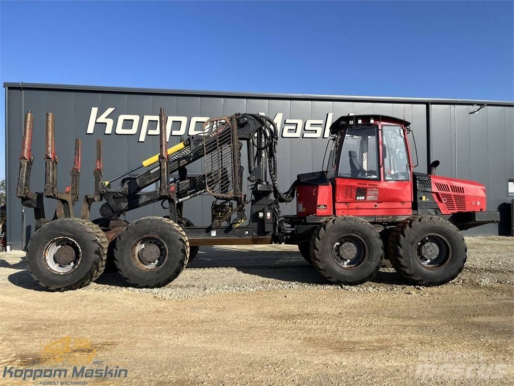Komatsu 895 Naudoti miškovežiai (Forvarderiai)