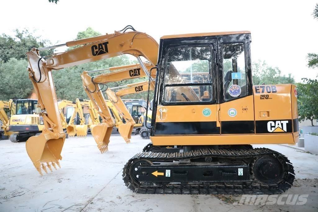 CAT E 70 B Mini ekskavatoriai < 7 t