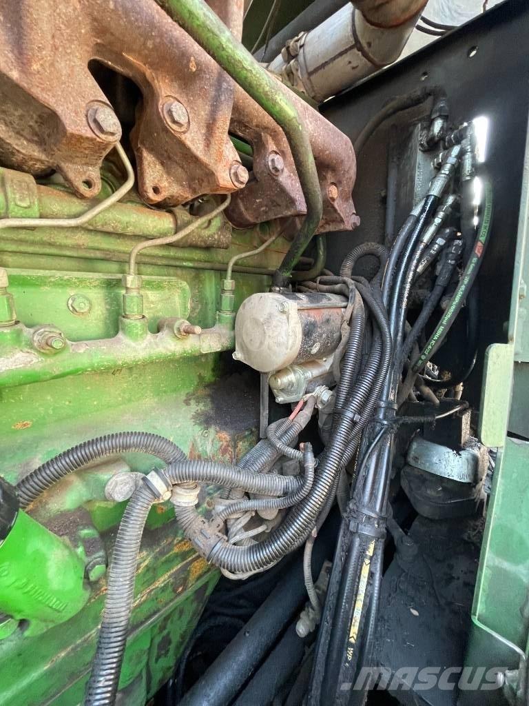 John Deere 1070E Miško technika (Harvesteriai)