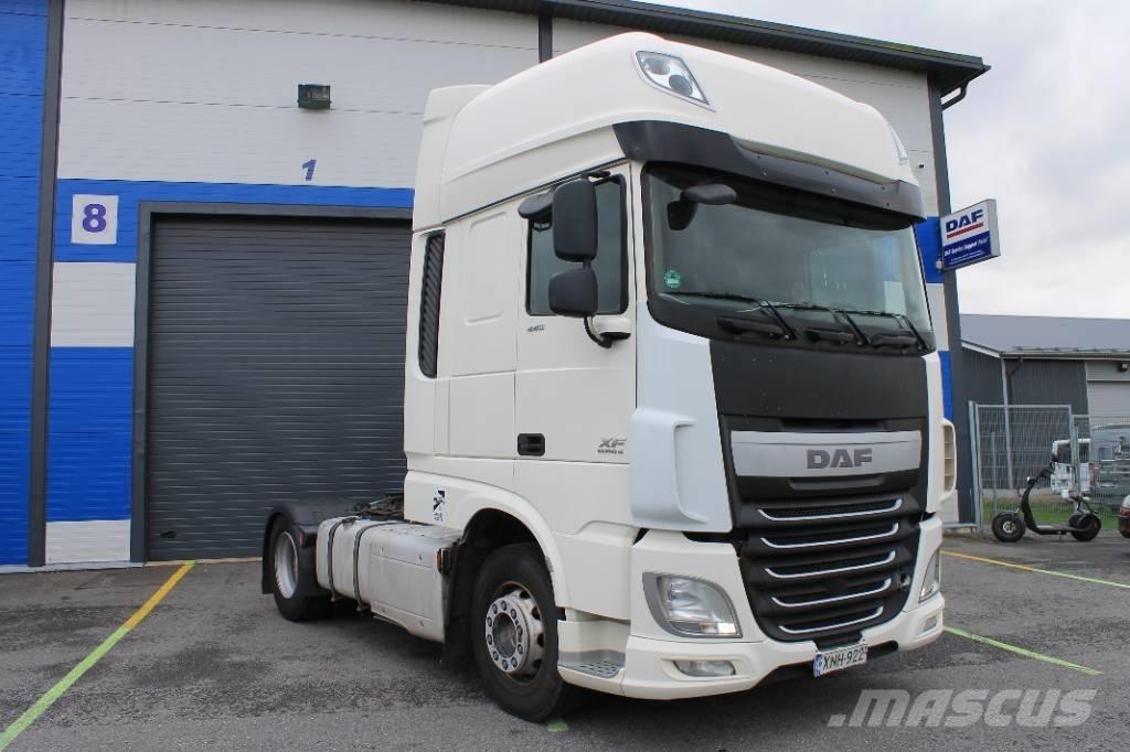 DAF XF 440 Naudoti vilkikai
