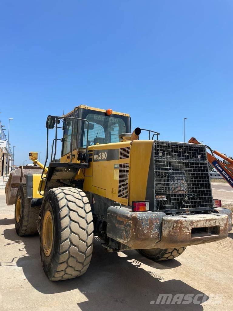 Komatsu WA 380 Naudoti ratiniai krautuvai