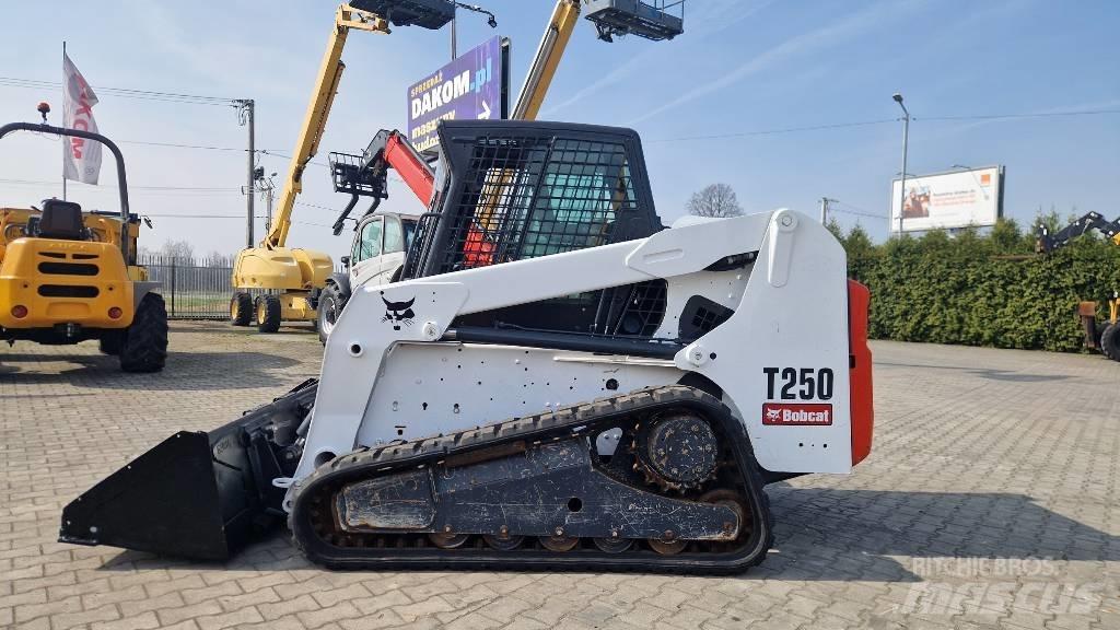 Bobcat T 250 Vikšriniai krautuvai