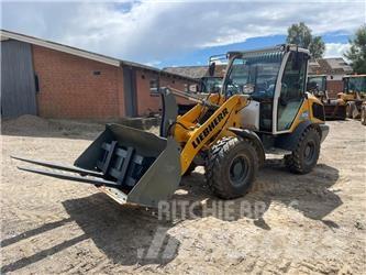 Liebherr L 504 Mini krautuvai