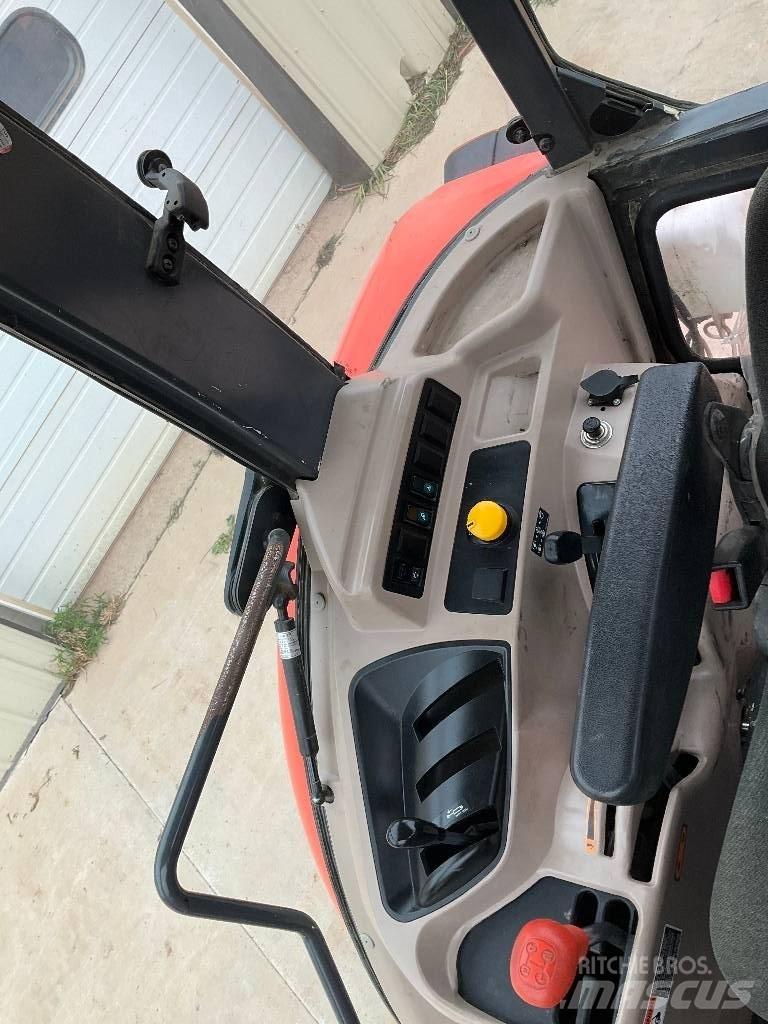 Kubota M 7060 Traktoriai