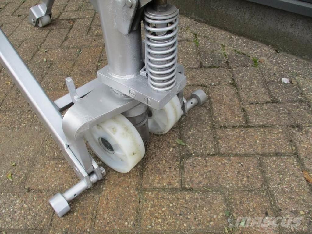 BT HL 1000i Mažų aukščių keltuvai