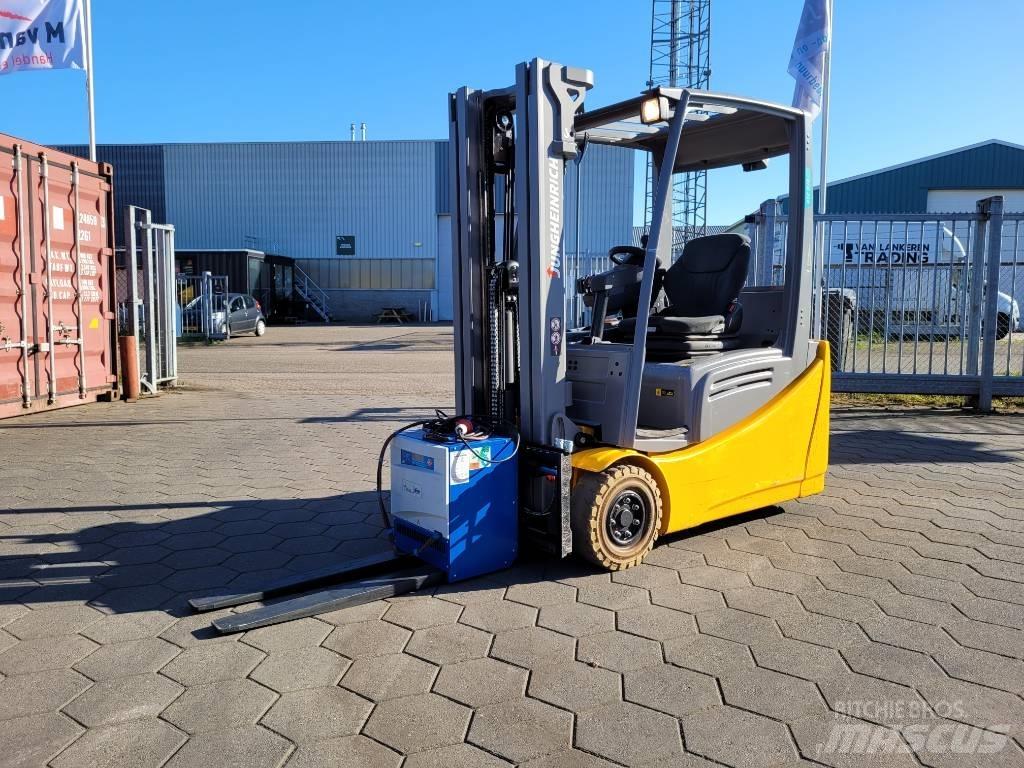 Jungheinrich EFG 216 Elektriniai šakiniai krautuvai