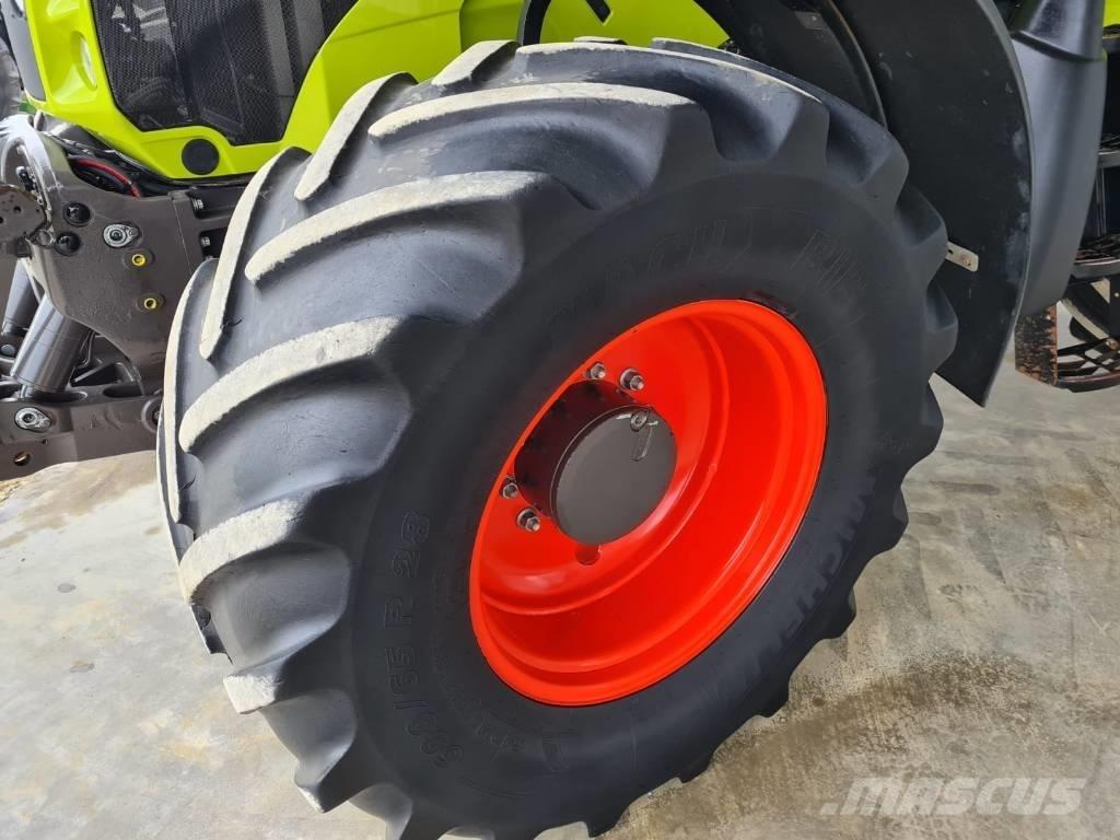 CLAAS Axion 850 CIS Traktoriai