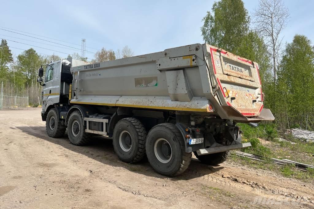 Tatra Tatra T 158/1 Savivarčių priekabų vilkikai
