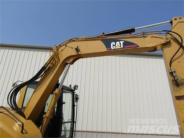 CAT 308 C Vidutinės galios ekskavatoriai 7-12 t
