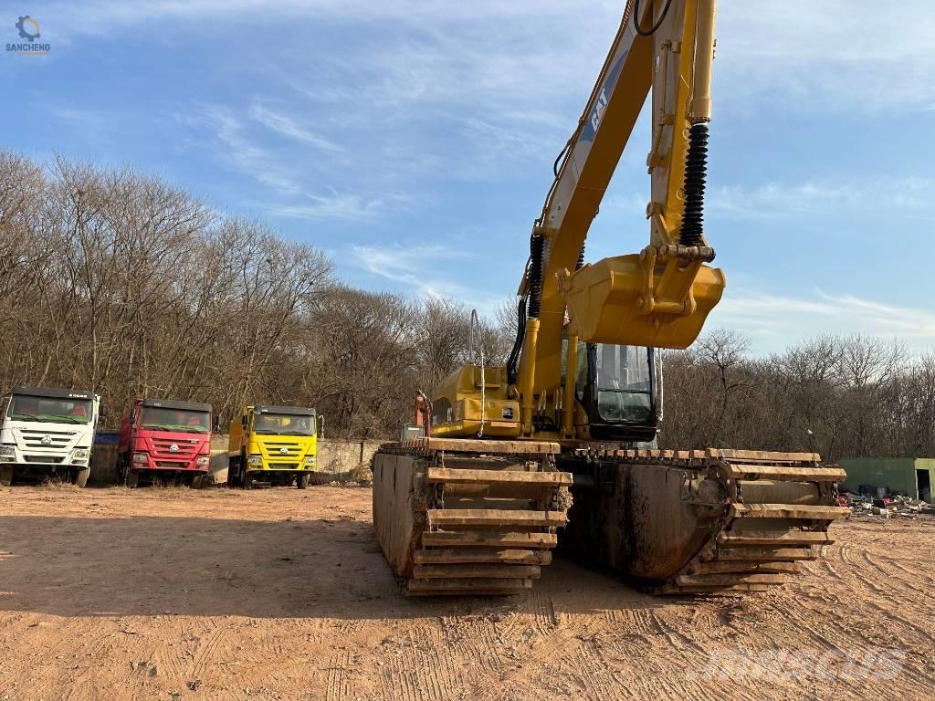 CAT 320CL Amfibiniai ekskavatoriai