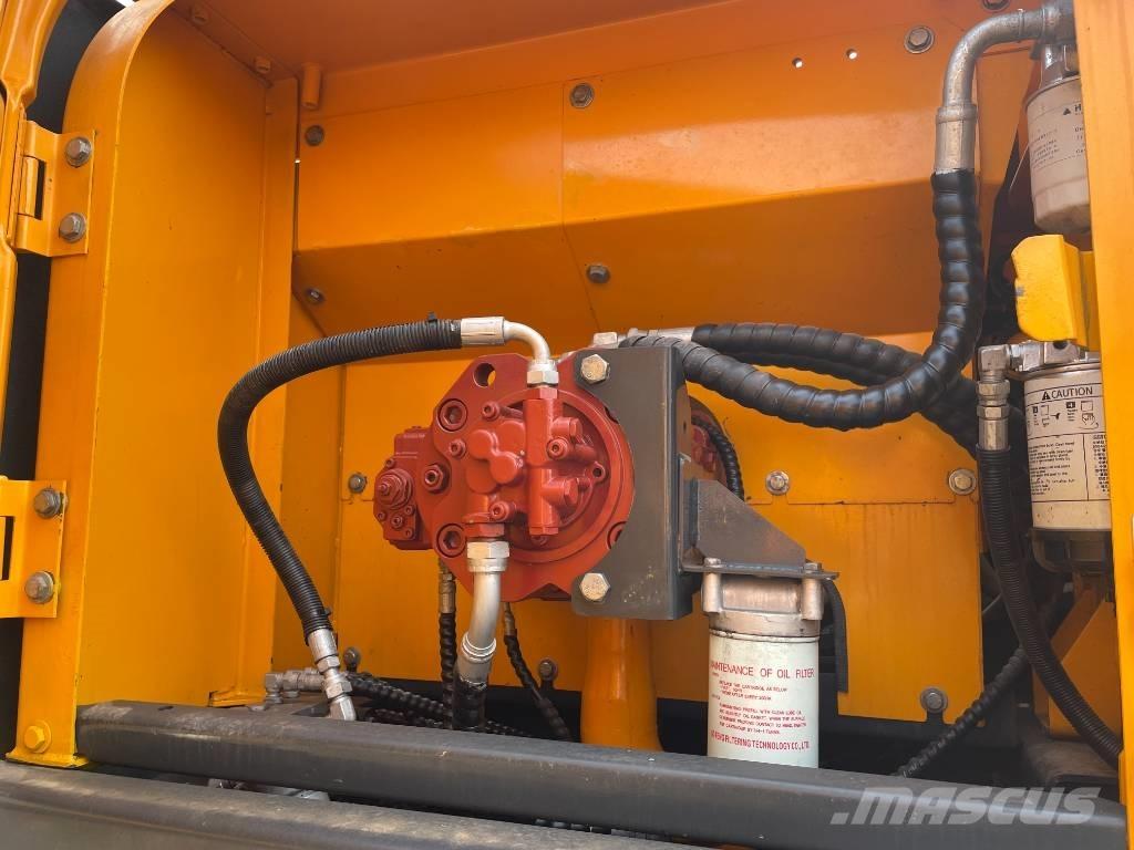 Hyundai 225LC-9S Vikšriniai ekskavatoriai