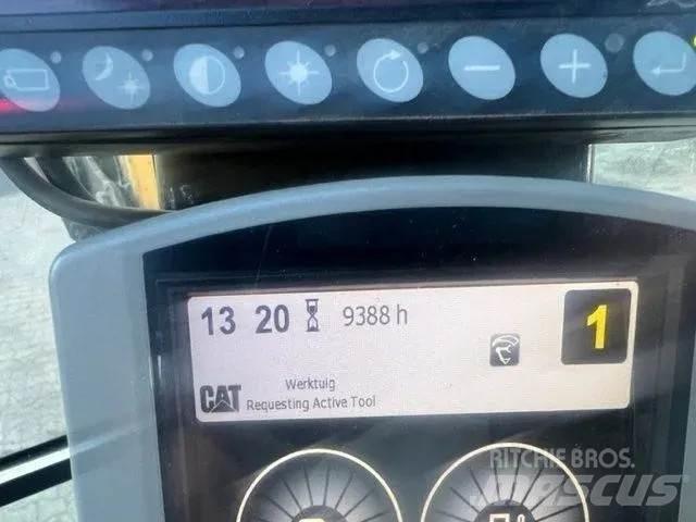 CAT M 318 F Ratiniai ekskavatoriai