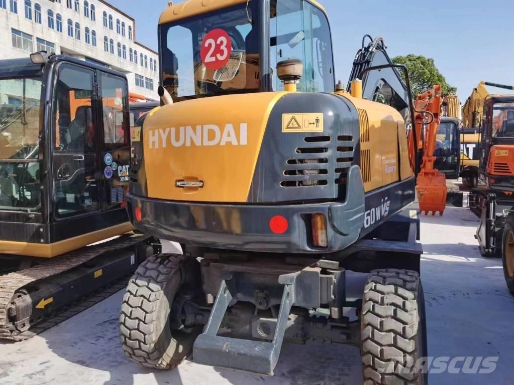 Hyundai Robex 60 W Ratiniai ekskavatoriai