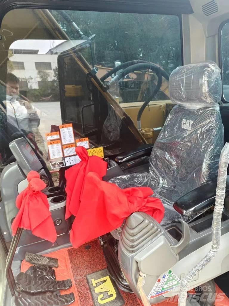CAT 320 D Vikšriniai ekskavatoriai