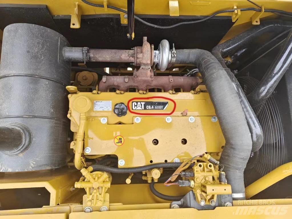 CAT 320 D Vikšriniai ekskavatoriai