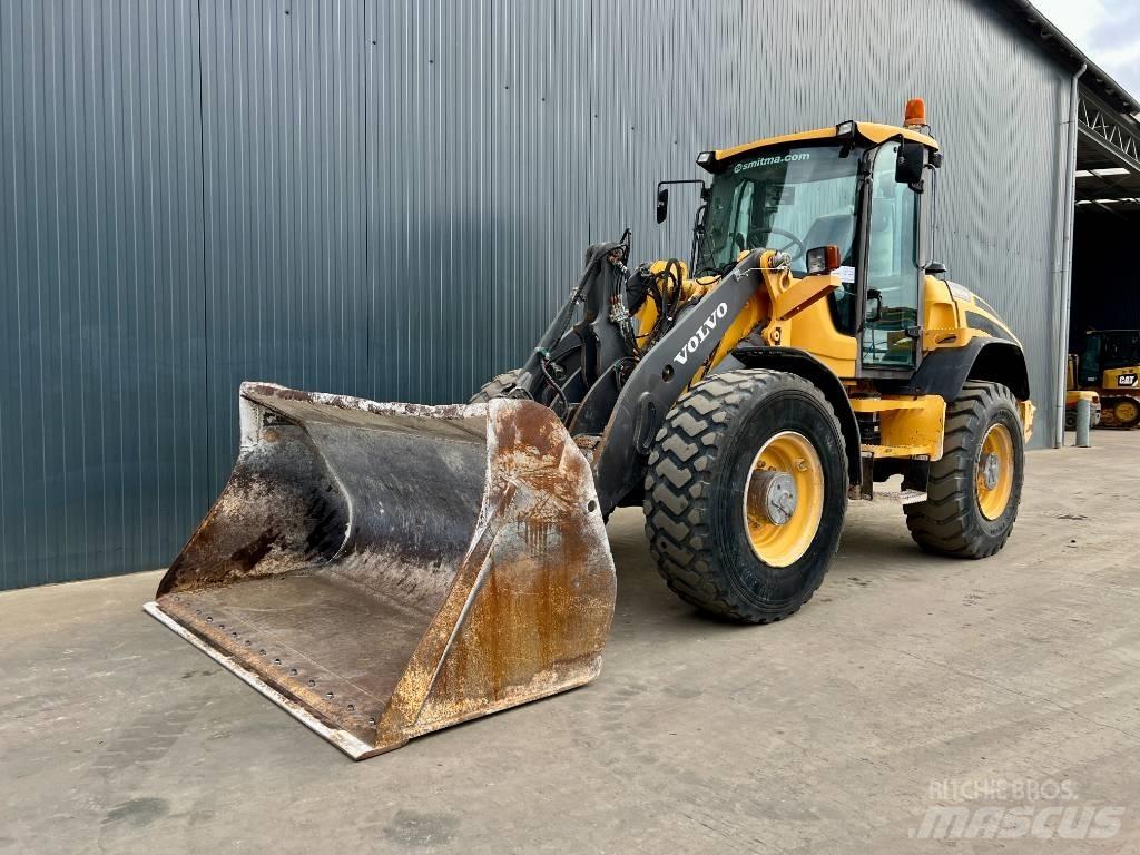 Volvo L50F Naudoti ratiniai krautuvai