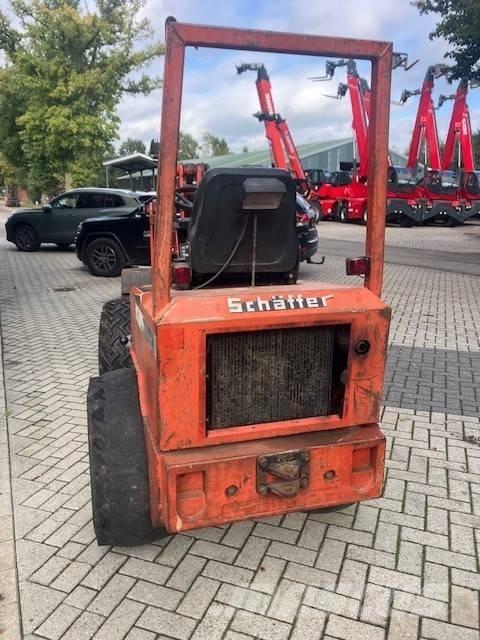 Schäffer 326 Mini krautuvai