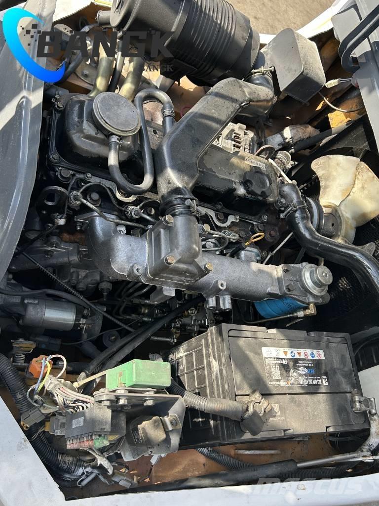 TCM FD35T3C Dyzeliniai krautuvai