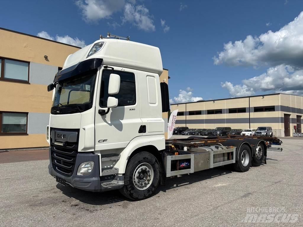 DAF CF 530 6x2 + BDF Konteinerių nuožulnaus pakėlimo ant platformos krautuvai