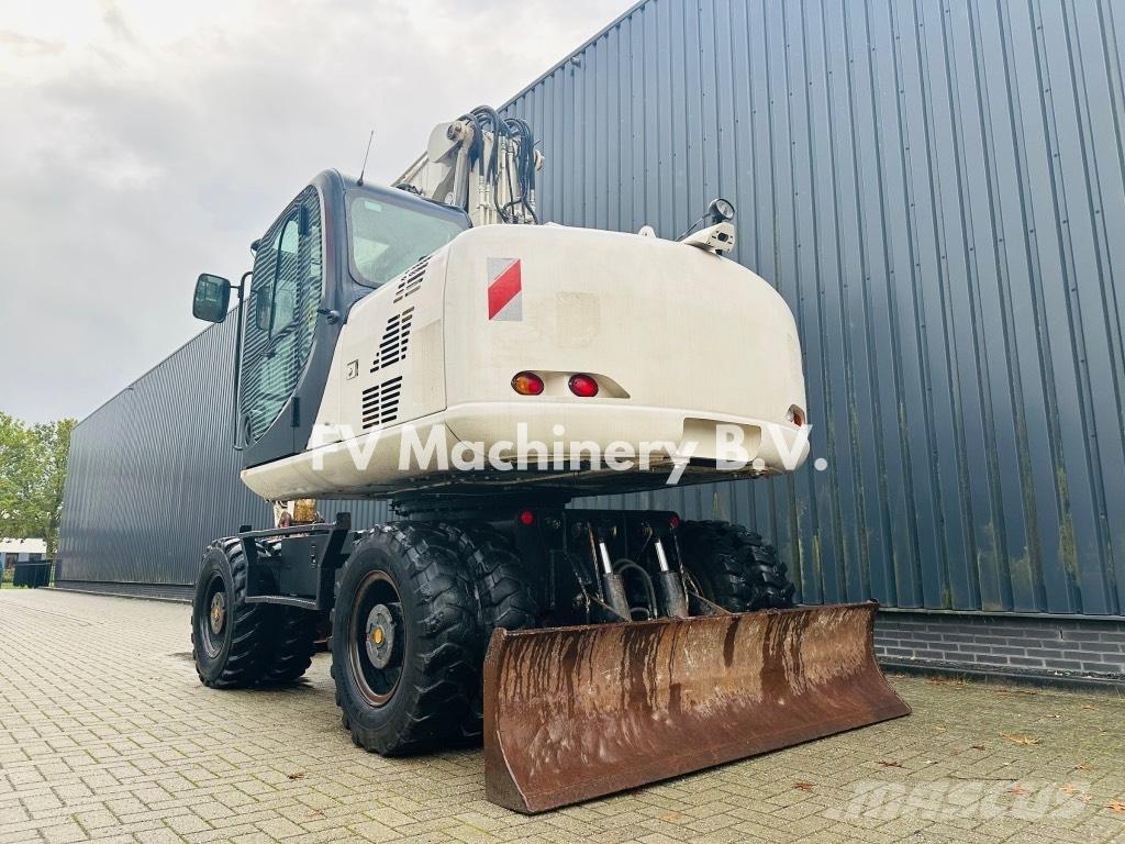 JCB JS 145 W Ratiniai ekskavatoriai