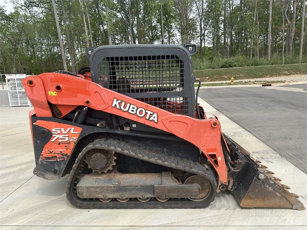 Kubota SVL 75-2 Krautuvai su šoniniu pasukimu
