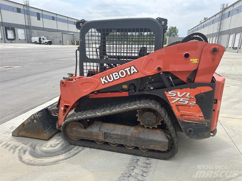 Kubota SVL 75-2 Krautuvai su šoniniu pasukimu