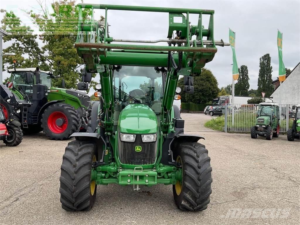 John Deere 5090R Traktoriai