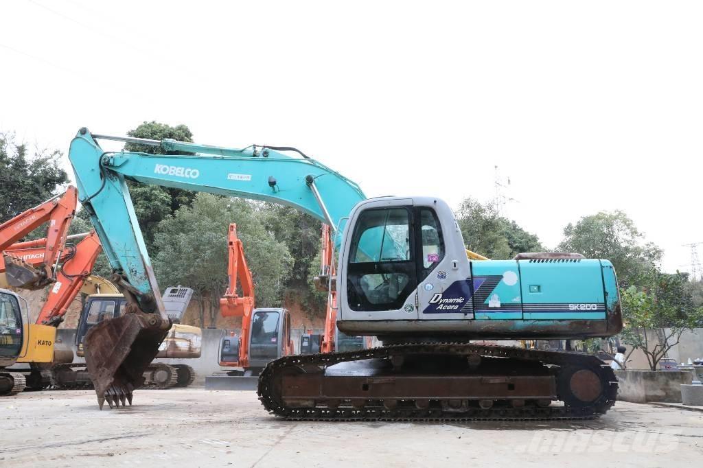 Kobelco SK 200-5 Vikšriniai ekskavatoriai