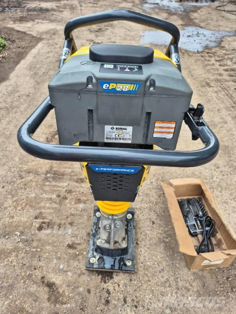 Bomag BT 60e Plūktuvai