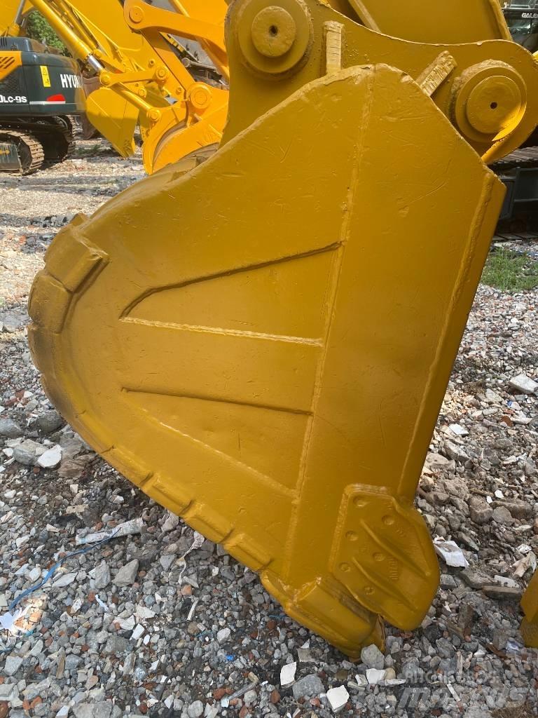 CAT 320 C L Vikšriniai ekskavatoriai