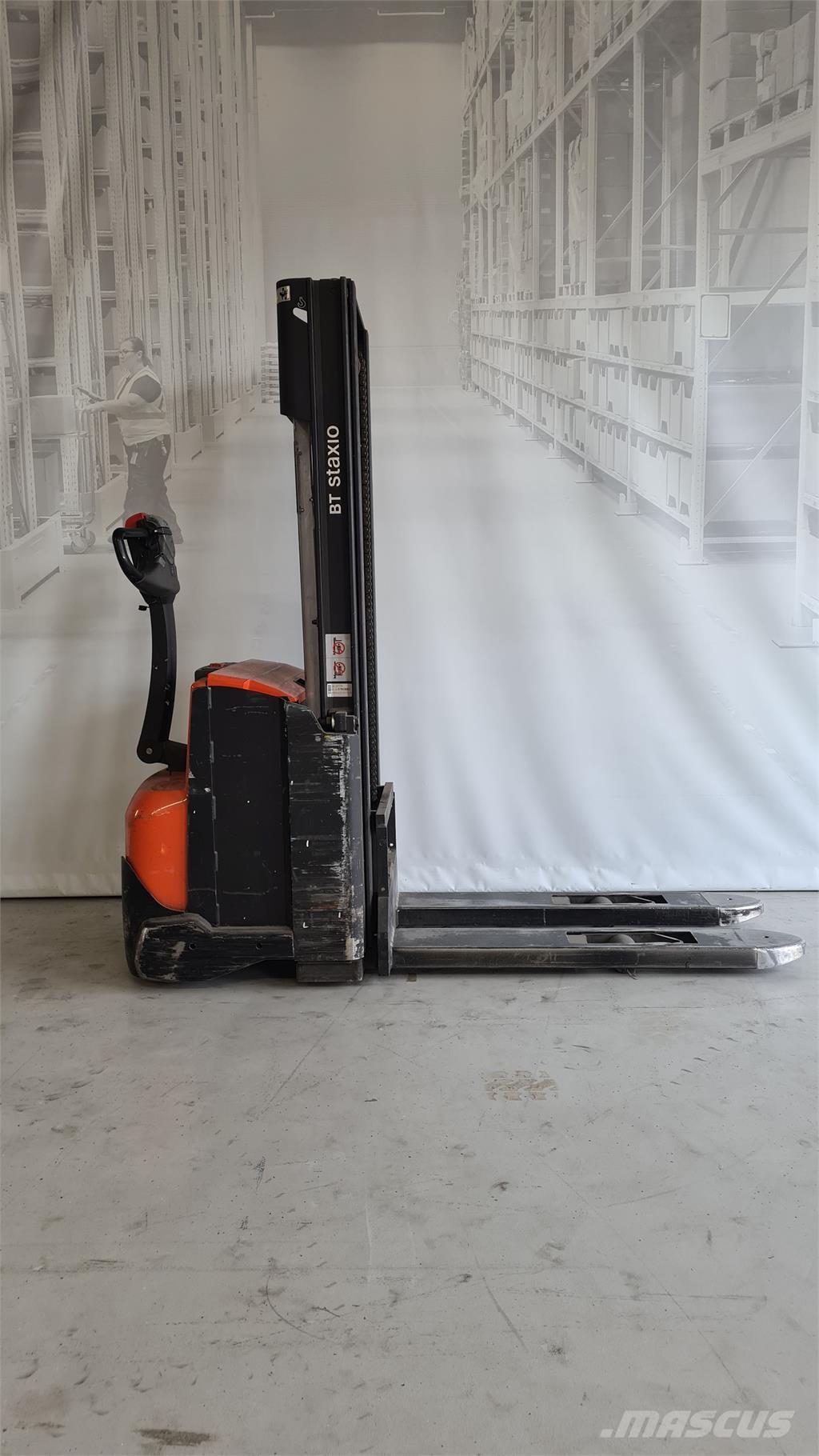 Toyota SWE120 Savaeigiai rietuvai