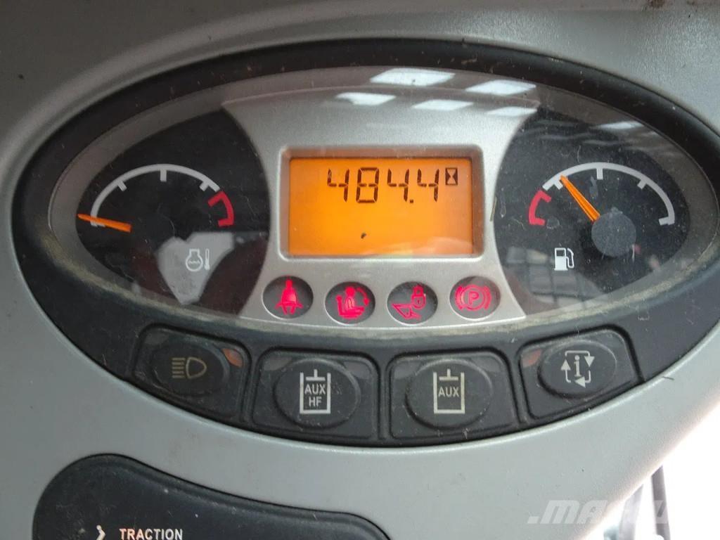 Bobcat S100 Krautuvai su šoniniu pasukimu