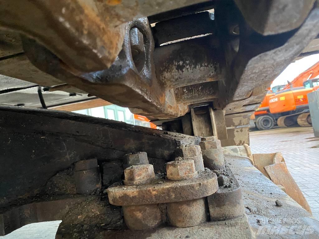 Hitachi ZX 460 Vikšriniai ekskavatoriai