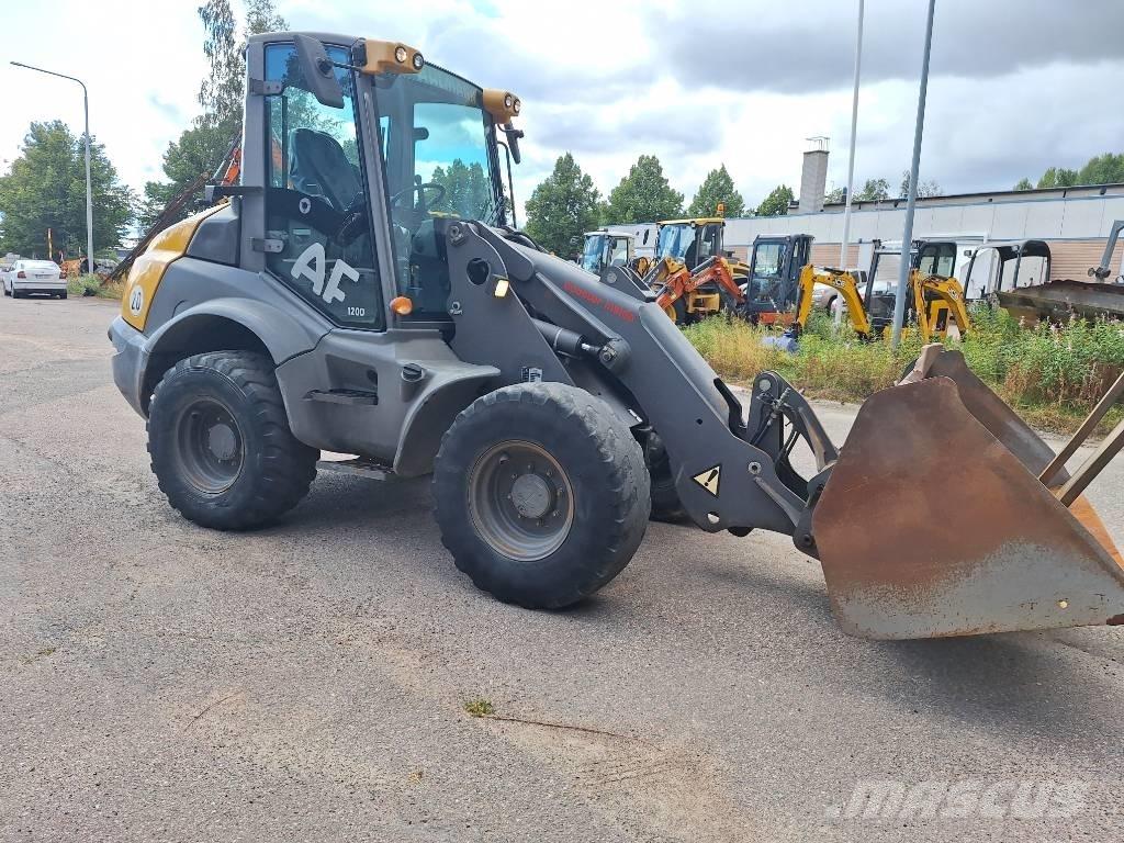 Ahlmann AF 1200 Naudoti ratiniai krautuvai