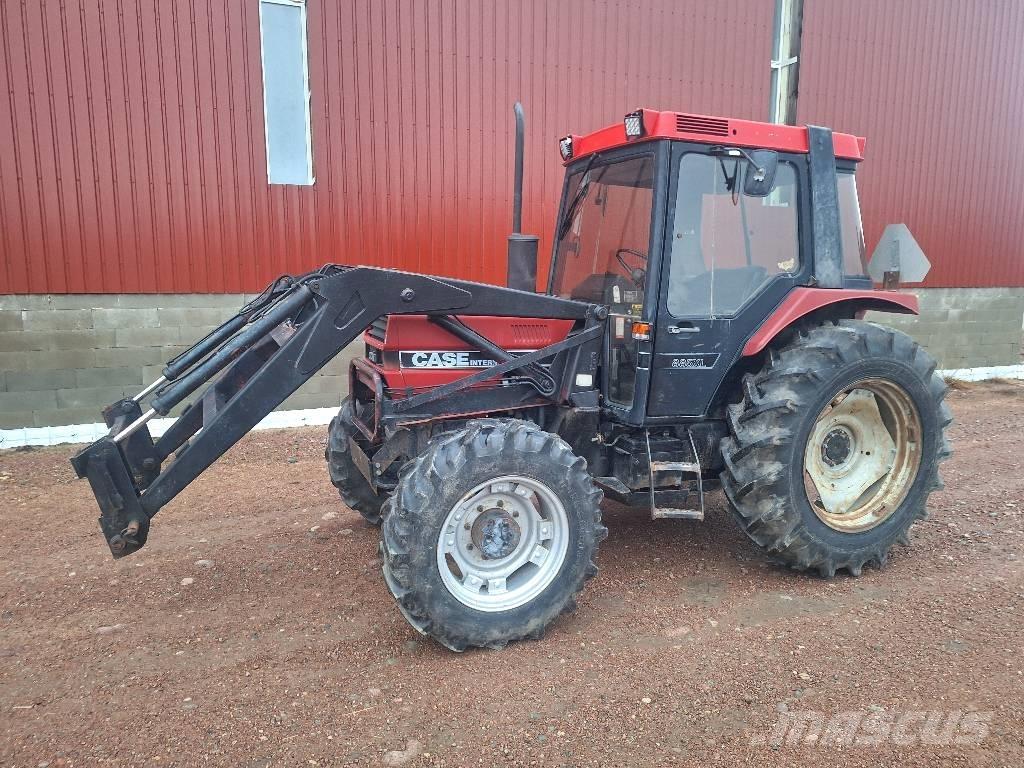 Case IH 885 XL Traktoriai