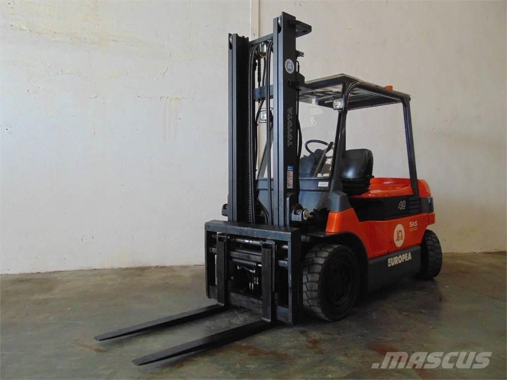Toyota 7FBMF40 Elektriniai šakiniai krautuvai