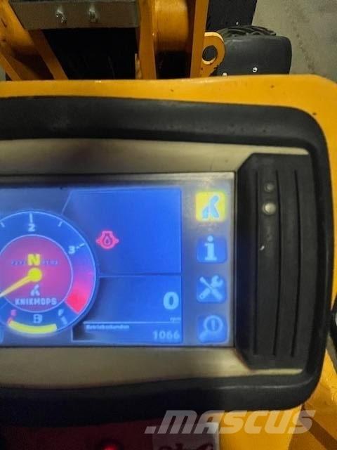 Knikmops KM 250 Naudoti ratiniai krautuvai