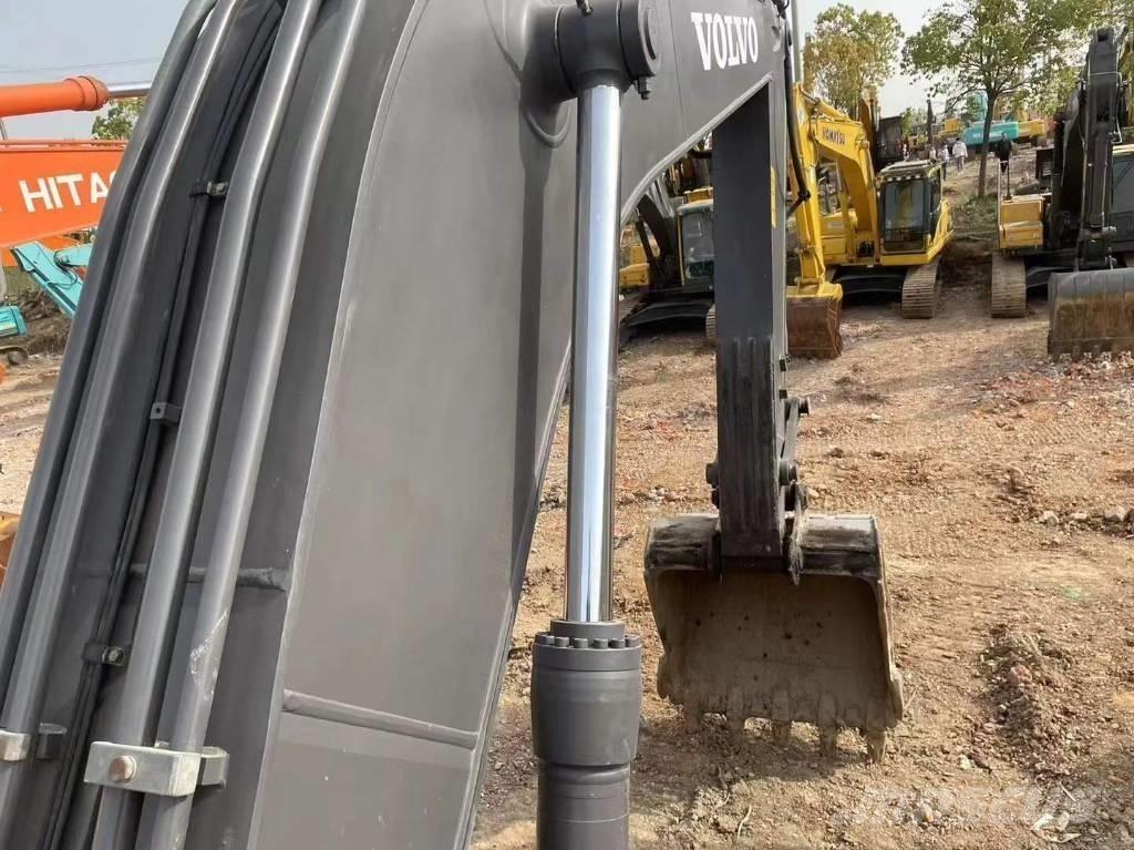 Volvo EC 250 D Vikšriniai ekskavatoriai