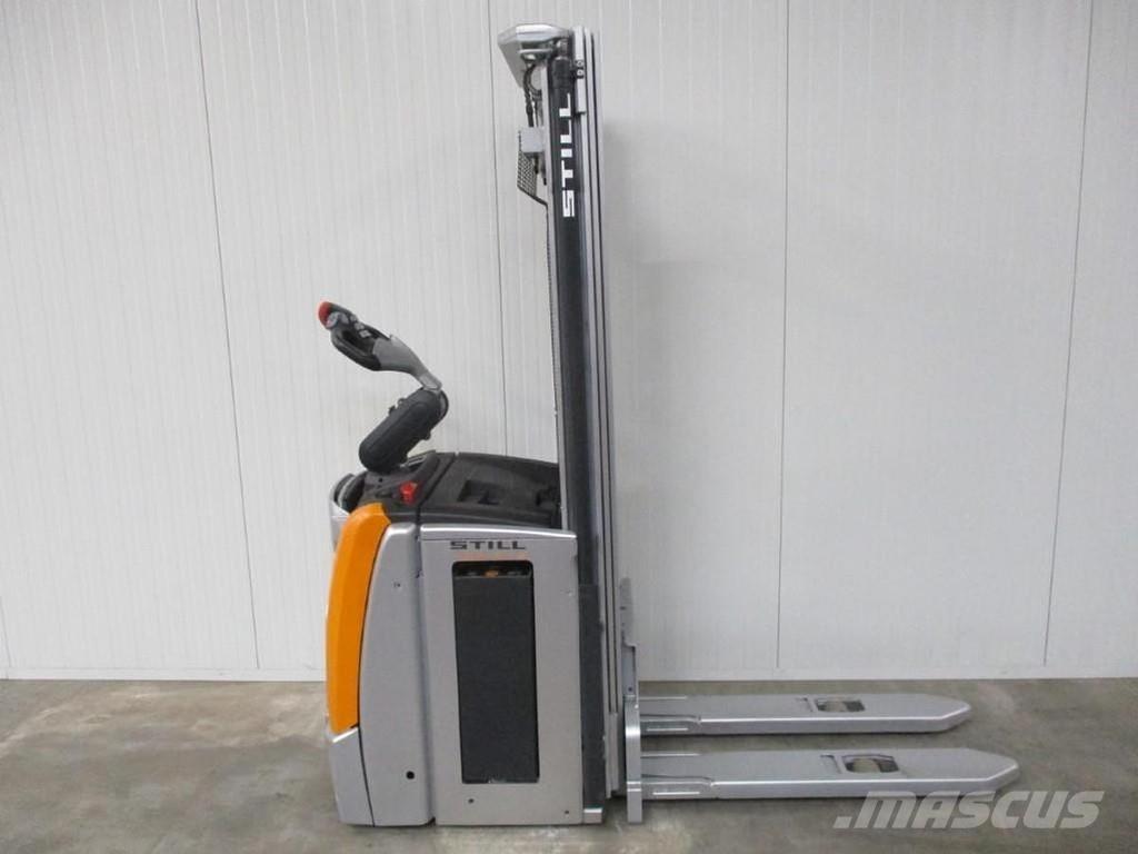 Still EXV SF14 Žemų aukščių keltuvai su platforma
