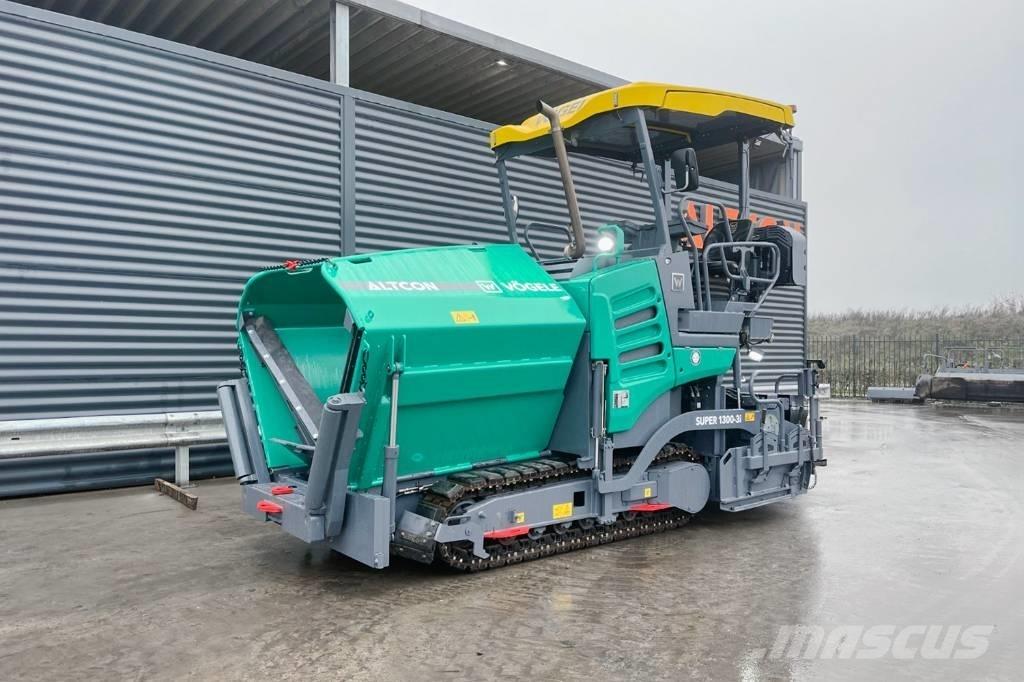 Vögele SUPER 1300-3I Asfalto klotuvai