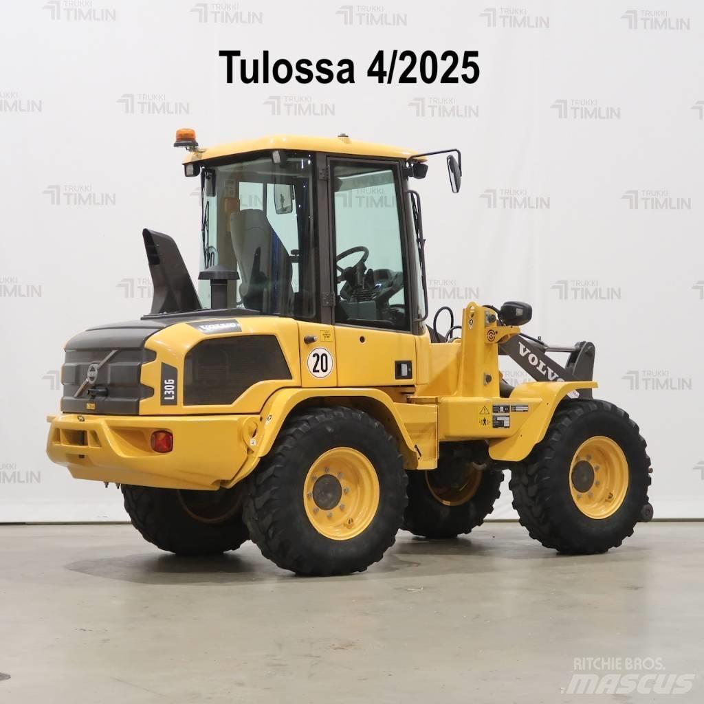Volvo L30G Naudoti ratiniai krautuvai