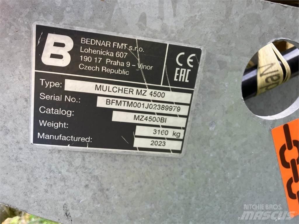 Bednar MZ 4500 Kiti pašarų derliaus nuėmimo įrengimai