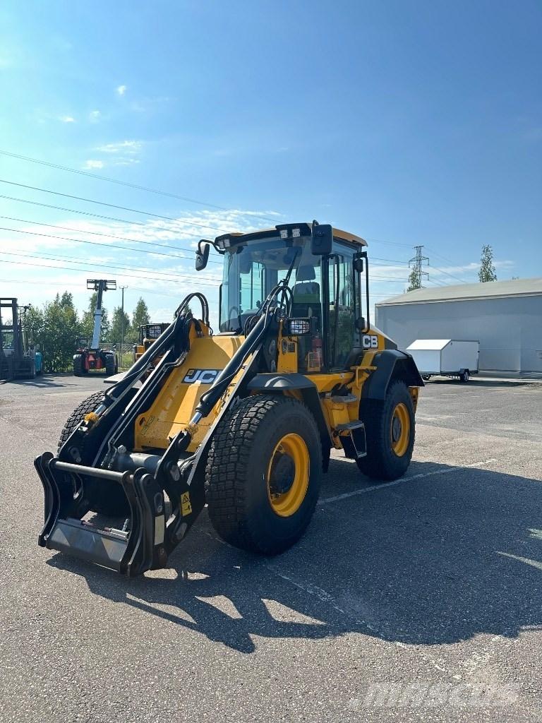 JCB 417 HT Naudoti ratiniai krautuvai