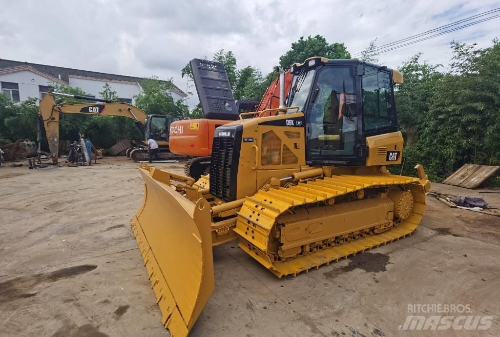 CAT D 5 K Vikšriniai buldozeriai