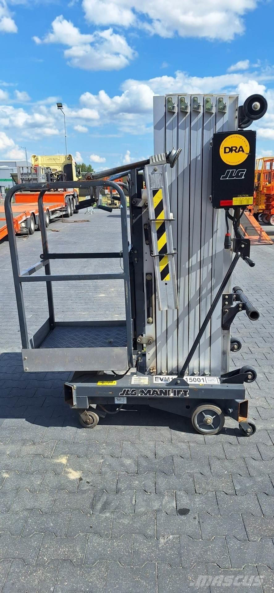 JLG 30AMAC Kiti keltuvai ir platformos