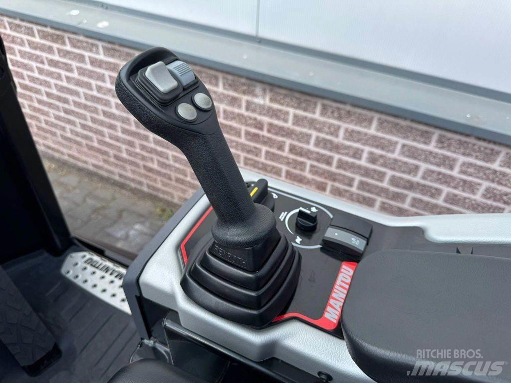 Manitou MLA 5-50 Naudoti ratiniai krautuvai