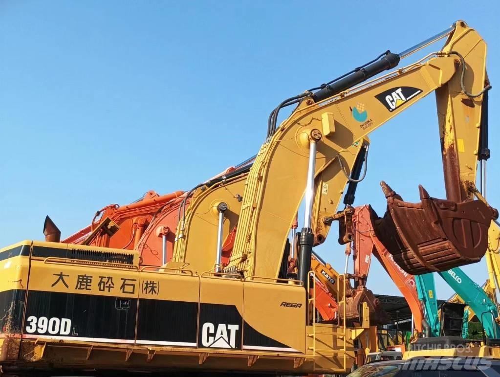 CAT CAT390DL Vidutinės galios ekskavatoriai 7-12 t