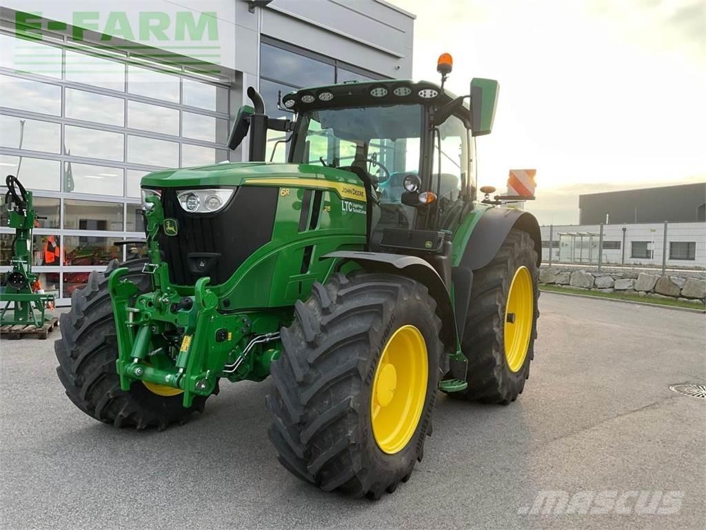 John Deere 6R 215 Traktoriai
